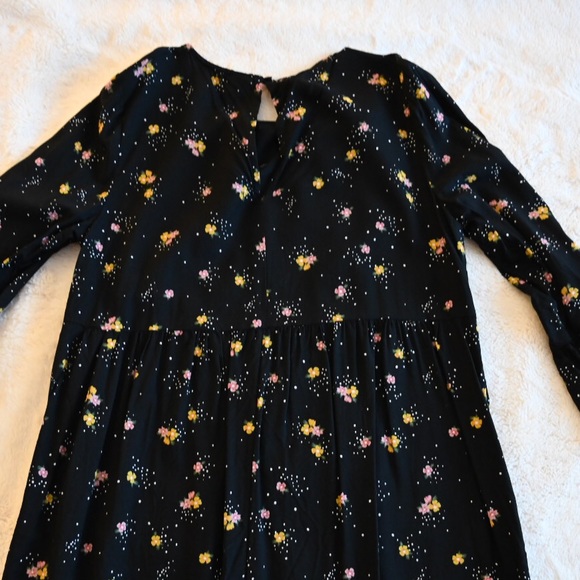 Old Navy black dress with flowers, size S - Picture 4 of 4